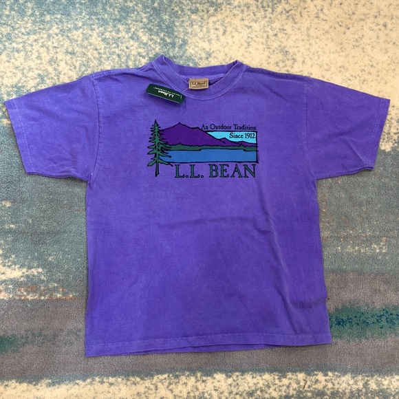 L.L. Bean Tops - Classic L.L.Bean logo t-shirt, purple - ft. Mt. Katahdin